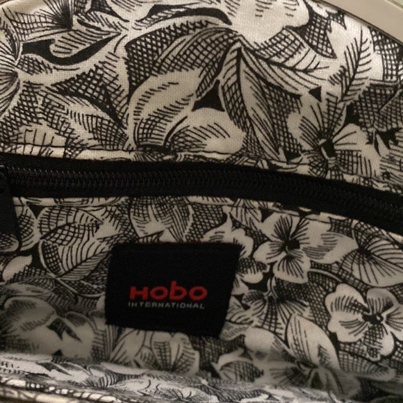 HOBO International Skyler Clutch Bag - Picture 7 of 9